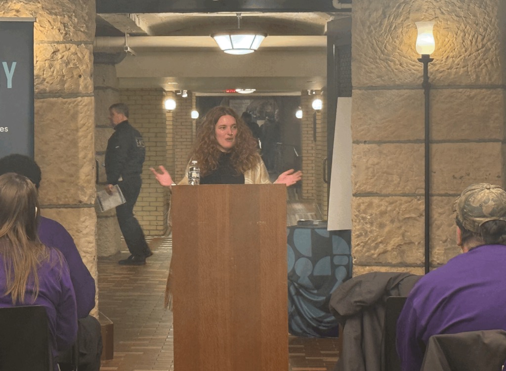 Representative Sydney Jordan speaks with Minnesota Diversified Industries employees